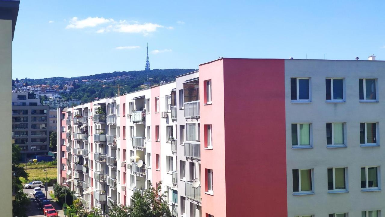 "Like A Home" Apartment Bratislava Bagian luar foto